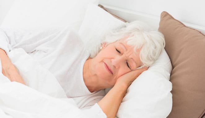 Mejora la calidad de tu sueño si tienes artritis