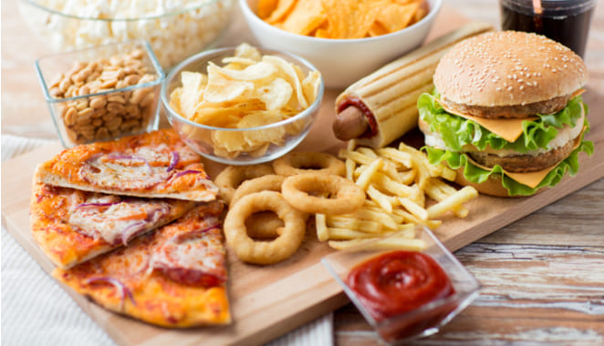 6 tipos de alimentos que debes evitar si padeces de artritis